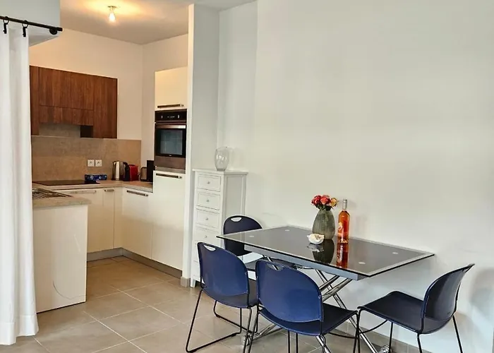 Juan-les-pins 2-room 公寓 昂蒂布