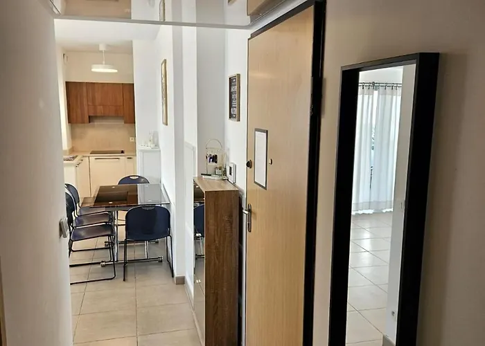 Juan-les-pins 2-room *